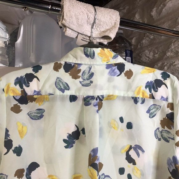 Banana Republic Floral Button Down Shirt - Multicolor - Picture 9 of 10